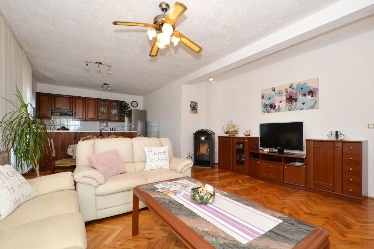 Apartment Una سيغيت فغانييتْسا المظهر الخارجي الصورة